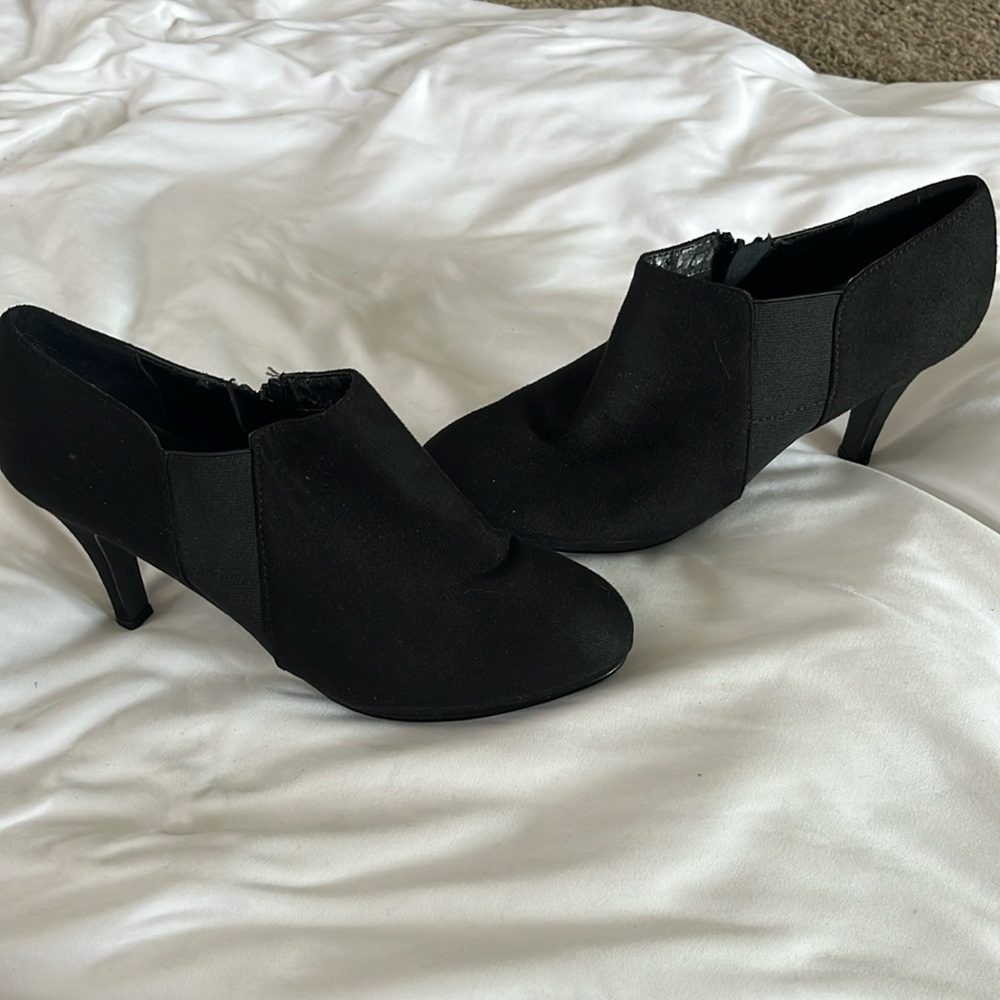 Black heels